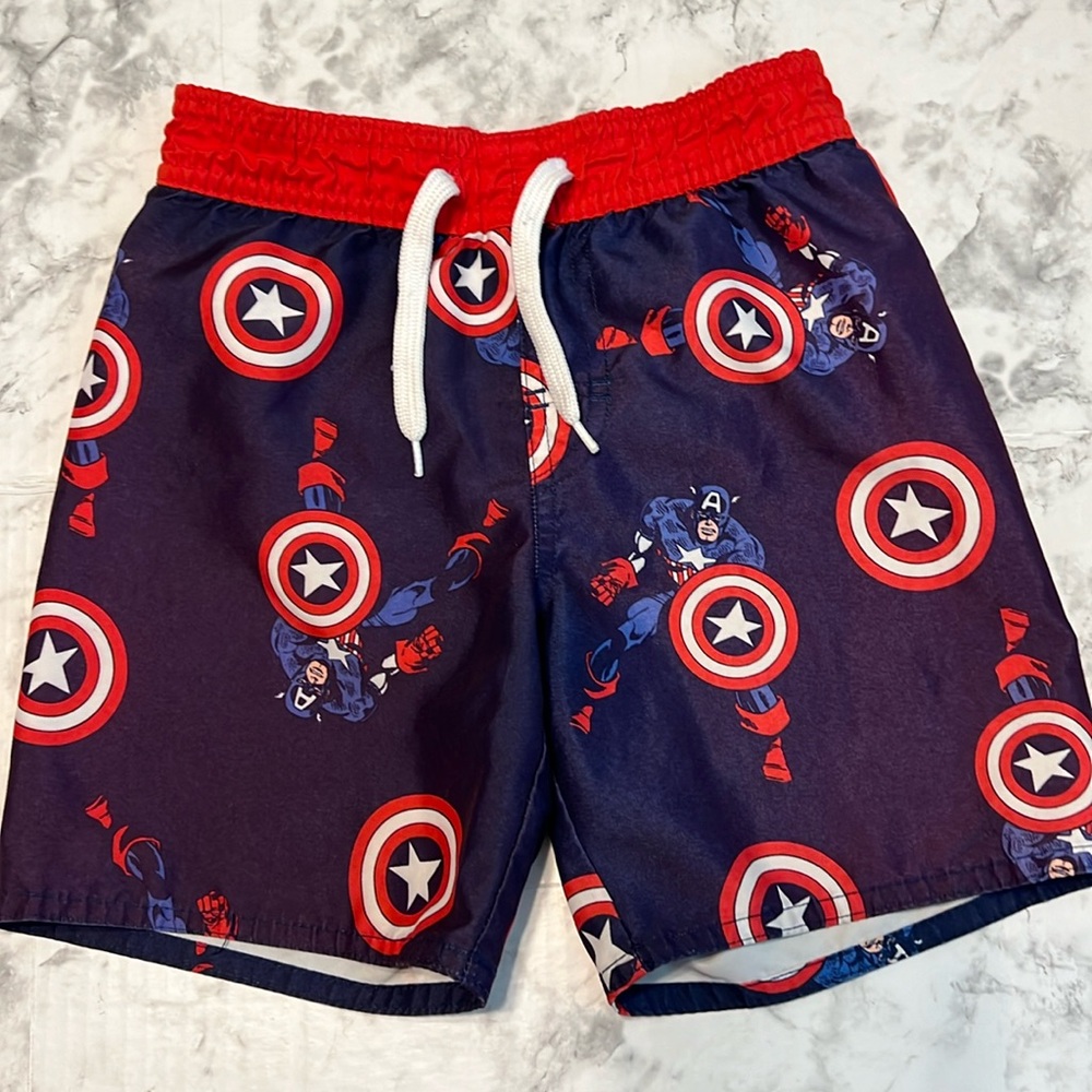 Boys Old Navy Marvel Bathing‎ Suit Size 3T